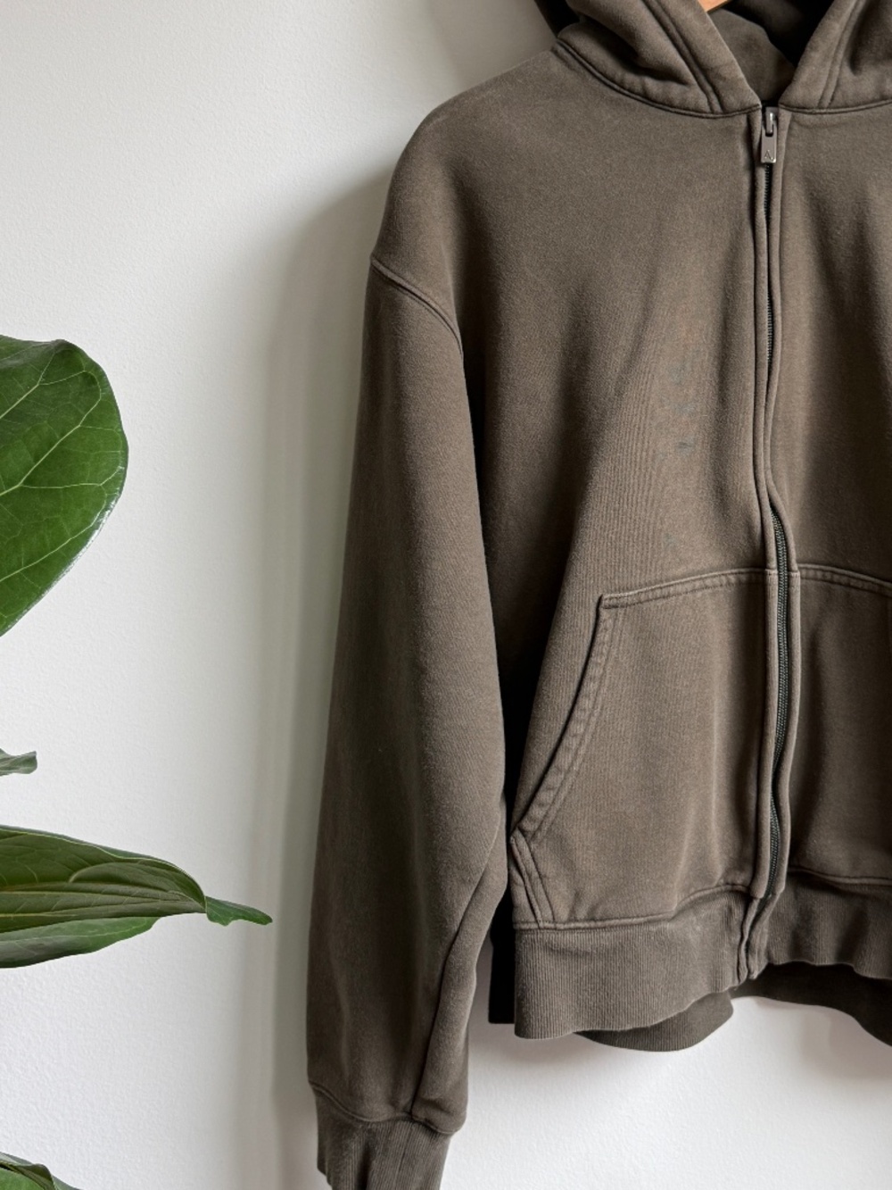 Aritzia Sweatfleece Cozy Fleece Perfect Zip Hoodie Olive Size L